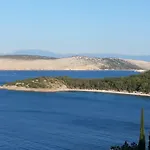 بيت للعطل Jadranovo